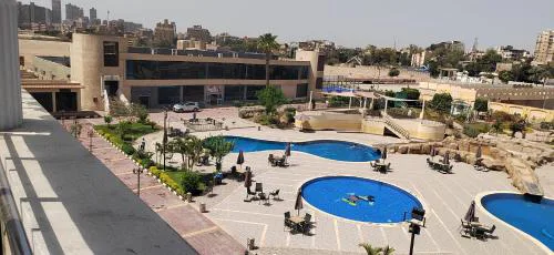 Loaloat maadi Hostel "Cornich Elnile"