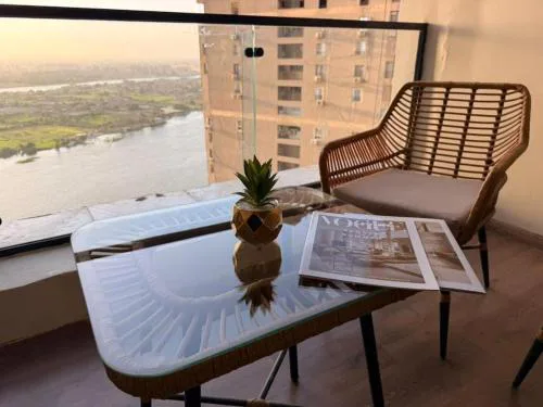 Lux Skyline 3BR Apt With Nile View Balcony