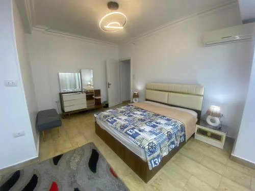 Luxurious apartment in dokki partial Nile view