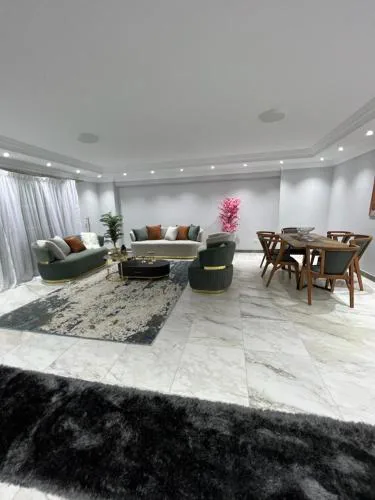 Luxurious apartment in mohandssen