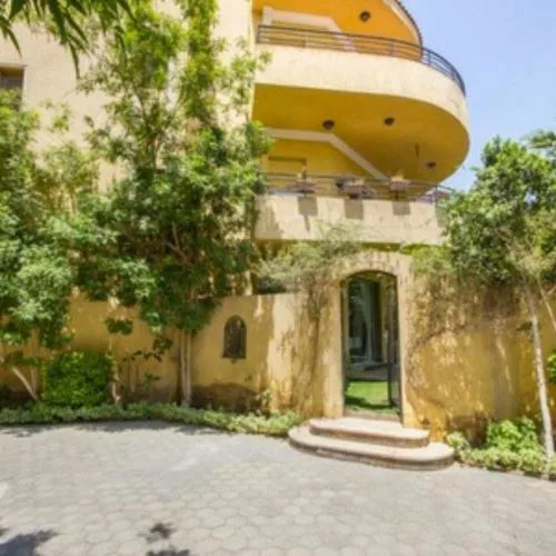 Luxury 2BR Apartment in the Heart of History