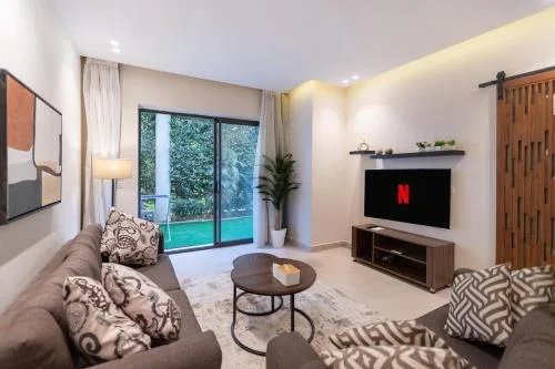 Luxury 2BR With Large Garden at Lake View Residence