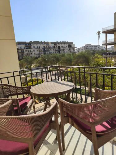 Luxury Apartment in Sodic Eastown