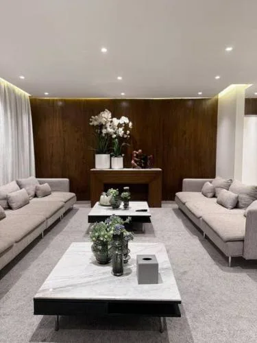 Luxury Apartments with G-Prestige 503