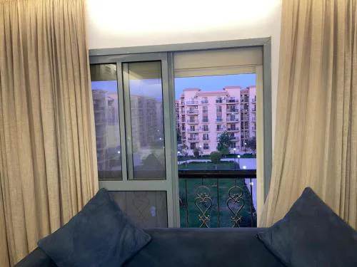شقة فندقية فاخرة للإيجار Luxury Serviced Apartment Prime Location