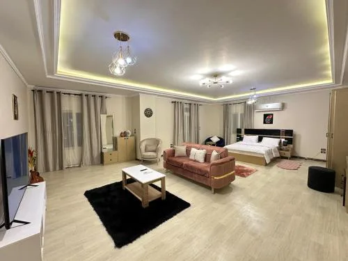 Luxury studio