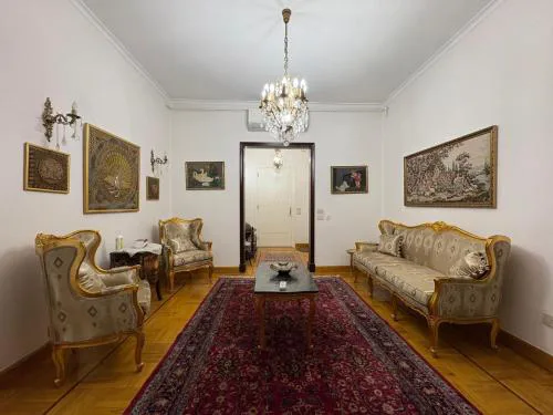 Modern 2BR Apt in Garden City
