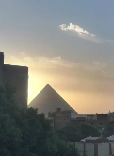 Nana Pyramids Guest House