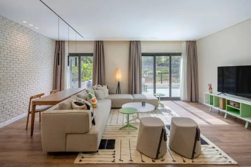 New Cairo 2BR Garden Apartment Near EDNC & CFC Mall