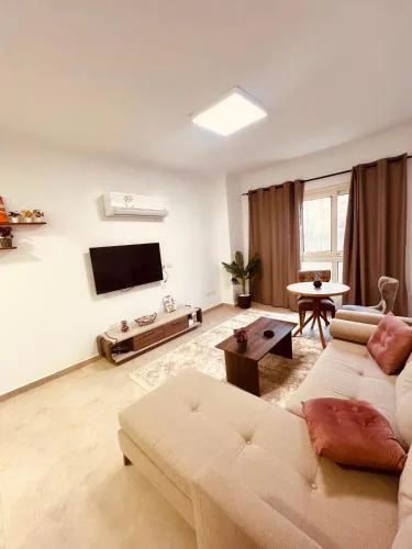 New Cairo GEM 1 bedroom apartment with kitchen AUC and EDNC area