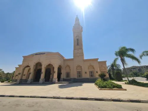 New CAIRO motel bad
