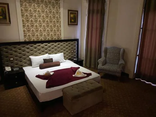 Paradise Boutique Hotel