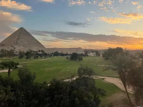 Paradise Pyramids View Apartment