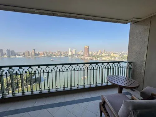 Premium Serviced Apartment at 4 Seasons Hotel Unit 15-30
