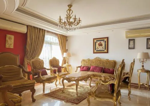 Prime Location 3BR Apartment Close to Airport