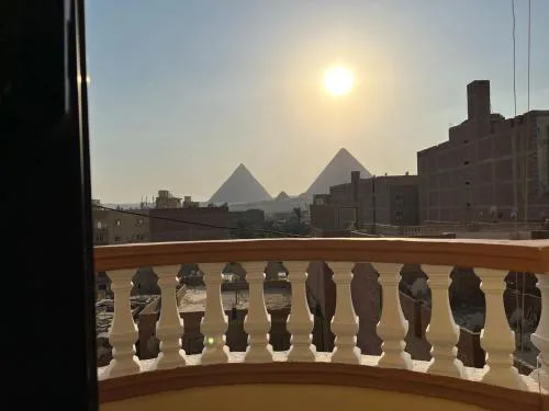 pyramids view inn