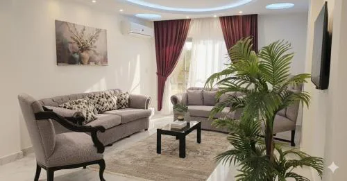Rehab City Getaway - Near Airport