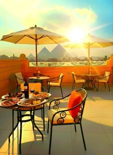 Rihana pyramids hotel