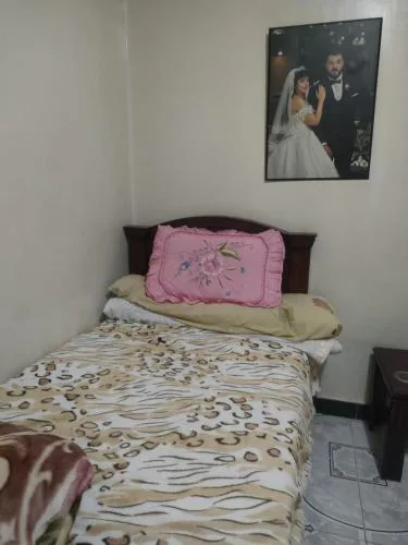 Room next to the airport and bus