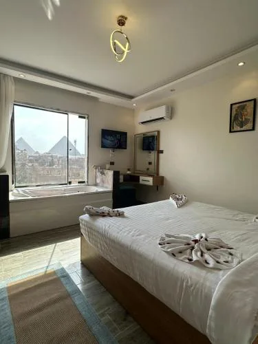 Rose Pyramids View