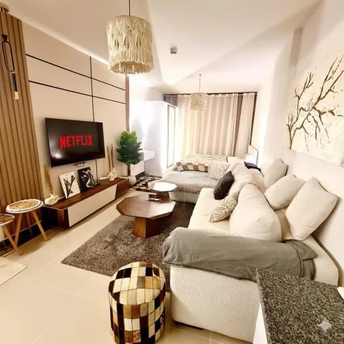 Rosiland's Luxury Studio at Nyoum New Cairo Near AUC