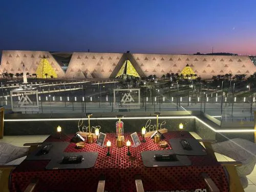 Royal Great Pyramid INN