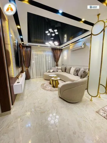 Stylish & Trendy