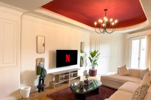 The 2BDR Crimson Crib The Heart Of Heliopolis