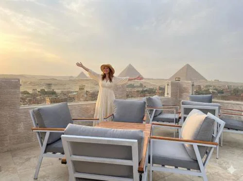The Nomad Pyramids Peak View