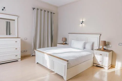 The Resi Suites across AUC by Elegant Hospitality