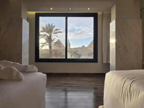 The Stay Pyramids Inn