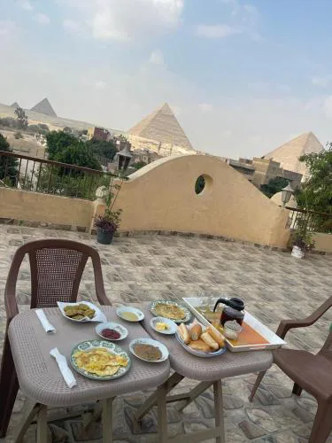 Timo Pyramids View