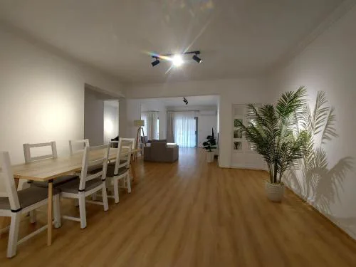 Unique Apartment- Free Wi-Fi