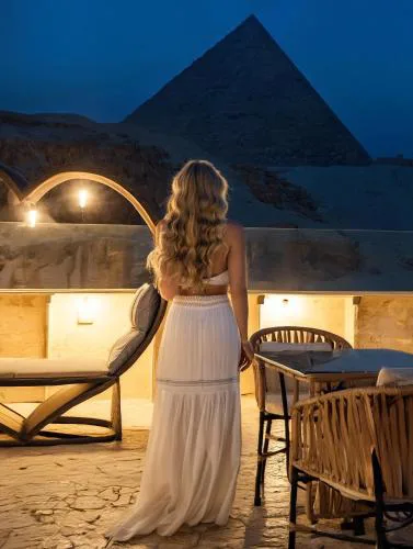 Villa Khufu Pyramids Hotel