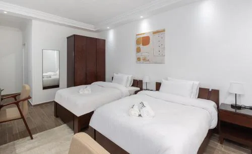Warm & Bright Stay Heart of New Cairo