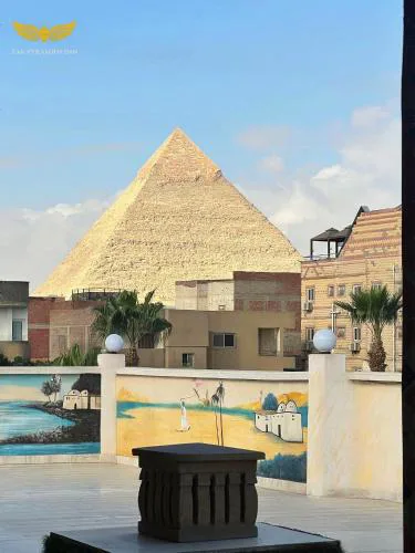 Zak Pyramids Inn