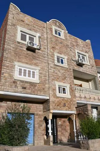Nabo House