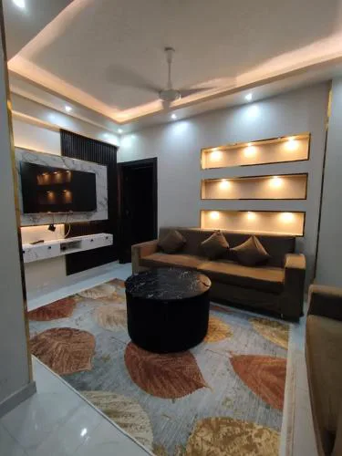شقة مميزة بجوار كورنيش النيل اسوان - عائلات فقط