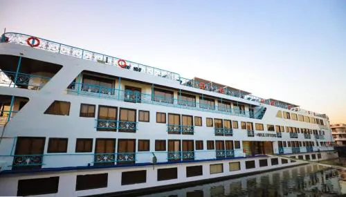 Nile Cruise 2 nights 3 Days From Aswan to Luxor with tours
