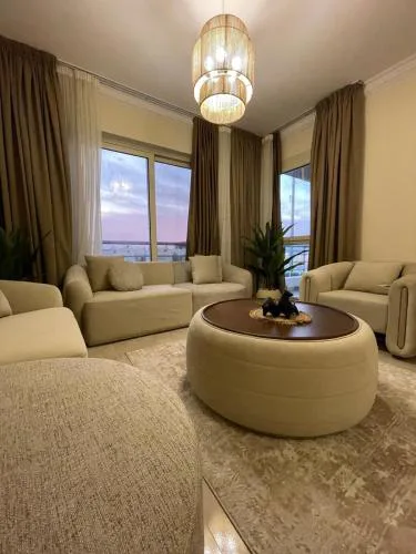 Cozy 1 bedroom, Living room and Spacious reception with View