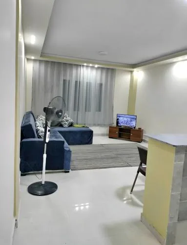 For rent in sheikh Zayed