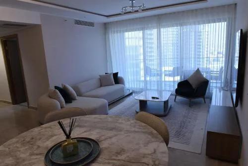 Luxurious Zed park tower pearl