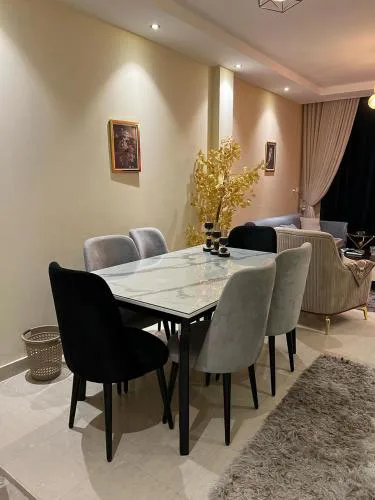 Luxury 3 Bedroom Apartment in Sheikh Zayed Premium Compound