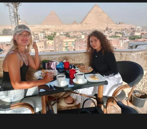 Isis pyramids
