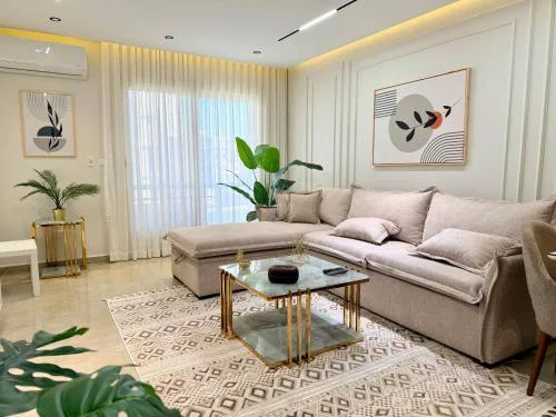 LUXURY apartment October City