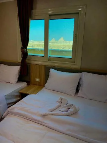 Pyramids Luxury Hotel
