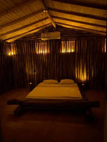 Anne Sinai best camp