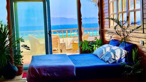Beach front studio with huge roof top terrace