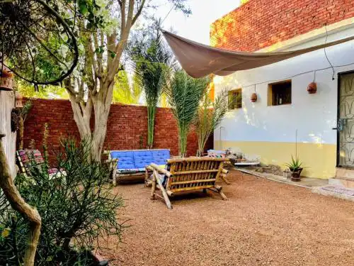 Makani House