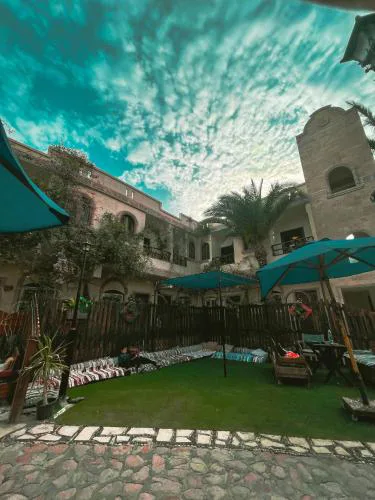 Tarakhan Hotel